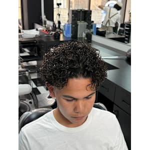 BARBER SHOP BLACKY×スタイル