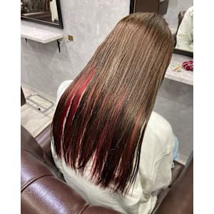 インナーカラーレッド - GLADGE池袋/ダブルカラー/ブリーチ【グラッジイケブクロダブルカラーブリーチ】掲載中