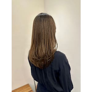 池袋 イルミナカラー シークレットハイライト レイヤー♪ - LILIANA【リリアーナ】掲載中