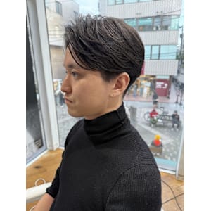 【前下がり×刈り上げ】