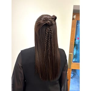 ヘアアレンジ　ヘアセット　お呼ばれヘア　カチモリ - LILIANA【リリアーナ】掲載中