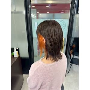 イヤリングカラー - AIZU本厚木 白髪ぼかし ハイライト バレイヤージュ 髪質改善【アイズホンアツギ シラガボカシ ハイライト バレイヤージュ カミシツカイゼン】掲載中