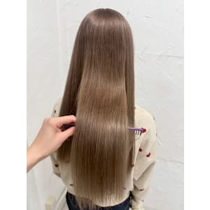 ブリーチダブルカラーミルクティーカラーベージュカラー - prize 表参道/原宿店【プライズ】【プライズ オモテサンドウハラジュクテン プライズ】掲載中