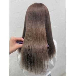 ブリーチダブルカラーミルクティーグレージュケアブリーチ - prize 表参道/原宿店【プライズ】【プライズ オモテサンドウハラジュクテン プライズ】掲載中