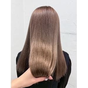 ブリーチダブルカラーミルクティーカラーベージュカラー - prize 表参道/原宿店【プライズ】【プライズ オモテサンドウハラジュクテン プライズ】掲載中