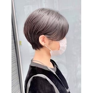 丸みショート×大人可愛い×前髪あり×くびれ×横浜