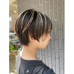 大人の抜け感×透明感カラー