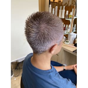 グレーヘア×ベリーショート - Simple【シンプル】掲載中