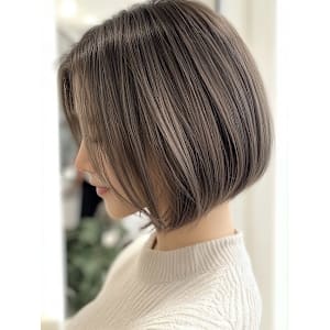 TIENA Beauty Smart Salon×スタイル - TIENA Beauty Smart Salon ONE FUKUOKA BLDG.店【ティエナビューティースマートサロン ワンフクオカビルディングテン】掲載中