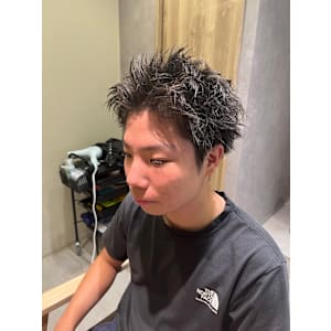 スパイキーショート