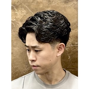 ウェーブパーマスタイル - 銀座shino~灯~HANARE メンズ 理容室 barber【トモシビ ハナレ バーバー 】【ギンザシノトモシビハナレメンズリヨウシツバーバー】掲載中
