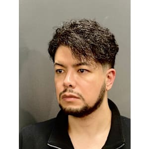 かきあげパーマスタイル - 銀座shino~灯~HANARE メンズ 理容室 barber【トモシビ ハナレ バーバー 】【ギンザシノトモシビハナレメンズリヨウシツバーバー】掲載中