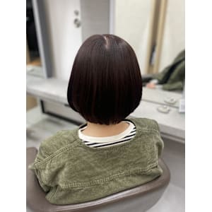 まとまるボブとディープレッドカラー - LAMIN【ラミン】【ラミン】掲載中