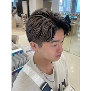 銀座/有楽町/メンズ/毛流れパーマ/白髪ぼかしハイライト