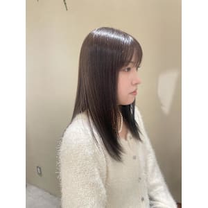 オリーブブラウン