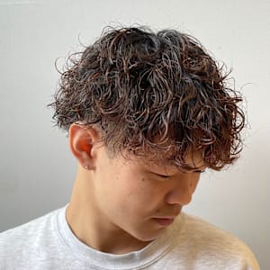 【メンズ大人ヘア】波巻き スパイラル × ツーブロック