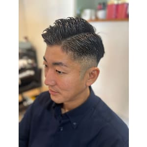 理容室っぽくならない“美容室のスキンフェード”とは - Free【フリー】掲載中