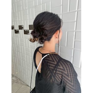 アップスタイル/ミディアムアレンジ