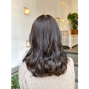 レイヤーカット・アッシュブラウン