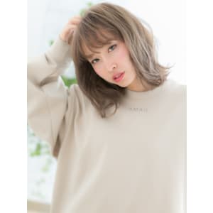 【LYZY】ホワイティアッシュ外ハネくびれヘア