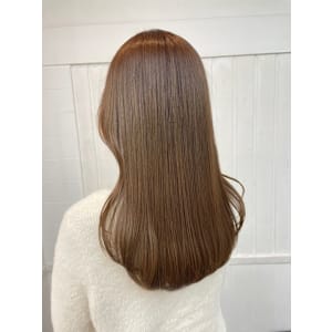 ミディアムレイヤーカット艶髪/美髪スタイル#シルキーベージュ