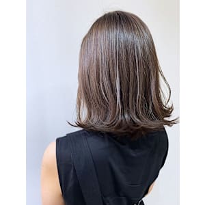 ミディアムレイヤーカット艶髪/美髪スタイル - newi 調布【ネウィ チョウフ】掲載中