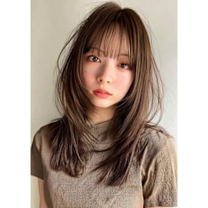 レイヤーカット/ニュアンスカラー/ベージュ/グレージュ