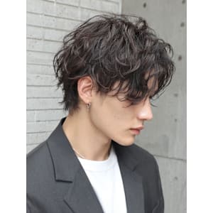 センターパート／パーマ／スパイラルパーマ