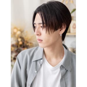 デコ出しツーブロック黒髪テクノカット　コンマセンターパート　 - COVER HAIR bliss【カバーヘア ブリス】上尾/上尾西口店【カバーヘアブリス アゲオ アゲオニシグチテン】掲載中