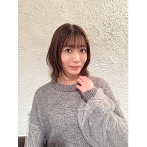 ミディアムレイヤー　大人くびれスタイル - 髪質改善 fiica【カミシツカイゼン フィーカ】掲載中