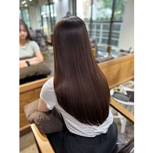 綺麗な艶髪スタイル　　髪質改善　縮毛矯正