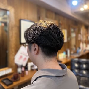 センターパート毛流れパーマ【代々木上原】