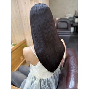 綺麗な艶髪スタイル　美髪ロングレイヤー　縮毛矯正 - 髪質改善 fiica【カミシツカイゼン フィーカ】掲載中