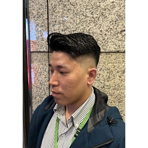 銀座　理容室　スキンフェード　サイドパート - ヘアーモードキクチ 銀座店【ヘアーモードキクチ】掲載中