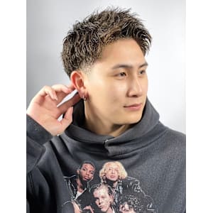 ツイスパアップバング - ヒロ銀座バーバーショップ難波店【ヒロギンザバーバーショップナンバテン】掲載中