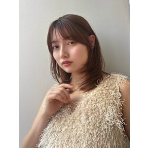 顔周りレイヤーカット【くびれ　レイヤー　髪質改善　銀座】