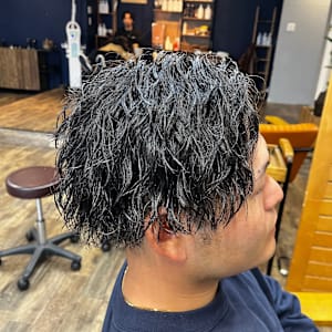 ツイストスパイラル - SKY FIELD HAIR【スカイフィールドヘアー】掲載中