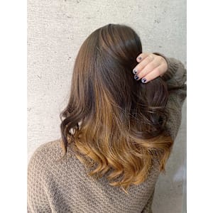 ブロッサム　東武練馬「髪質改善/脱白髪染め/ハイライト」