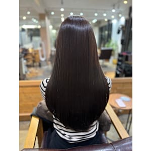 綺麗な艶髪スタイル　美髪ロングレイヤー　縮毛矯正 - 髪質改善 fiica【カミシツカイゼン フィーカ】掲載中