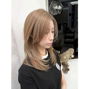 人気トレンドレイヤーカット