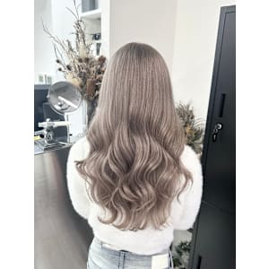 ギャル人気ホワイトグレージュ