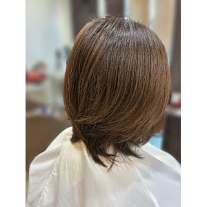 大人ミディアム レイヤーカット 30代/40代/50代 - Party ticket.【パーティーチケット】掲載中