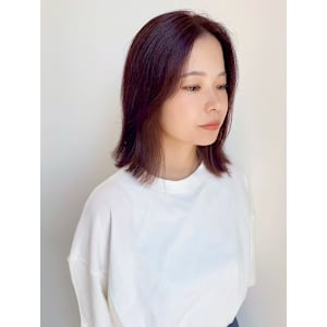 チェリーレッド