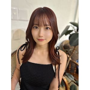 綺麗な艶髪スタイル　美髪レイヤー　