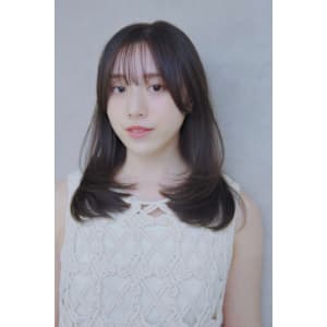 綺麗な艶髪スタイル　ミディアムレイヤー