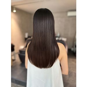 綺麗な艶髪スタイル　美髪ロングレイヤー　縮毛矯正