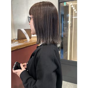 透明感カラー 外ハネ アッシュカラー ボブ 髪質改善 20代