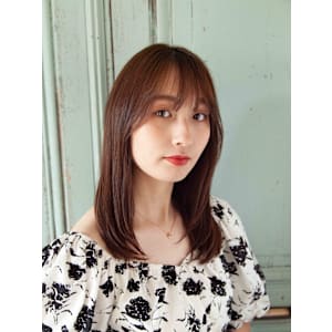 セミロングレイヤー