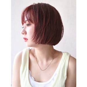 チェリーレッド切りっぱなしボブレイヤーボブ久屋大通伏見栄