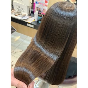 レイヤーロング美髪くびれワンカールシルキーベージュ